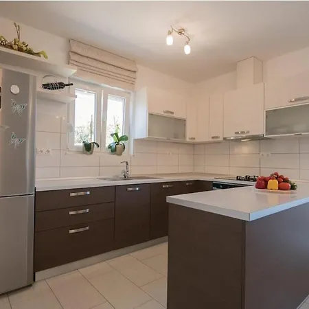 Katarina Villa *